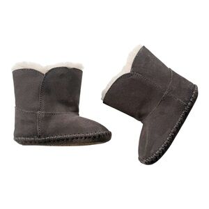 UGG Boots Infant size 2/3